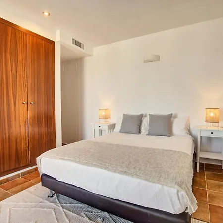 Agua Ibiza - Fantastic With Pool & Bbq Vila